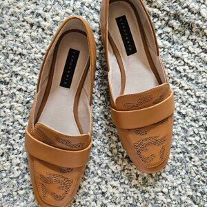 Sanctuary deep honey leather loafers. Size: 6.5M (US). Color: Deep Honey
